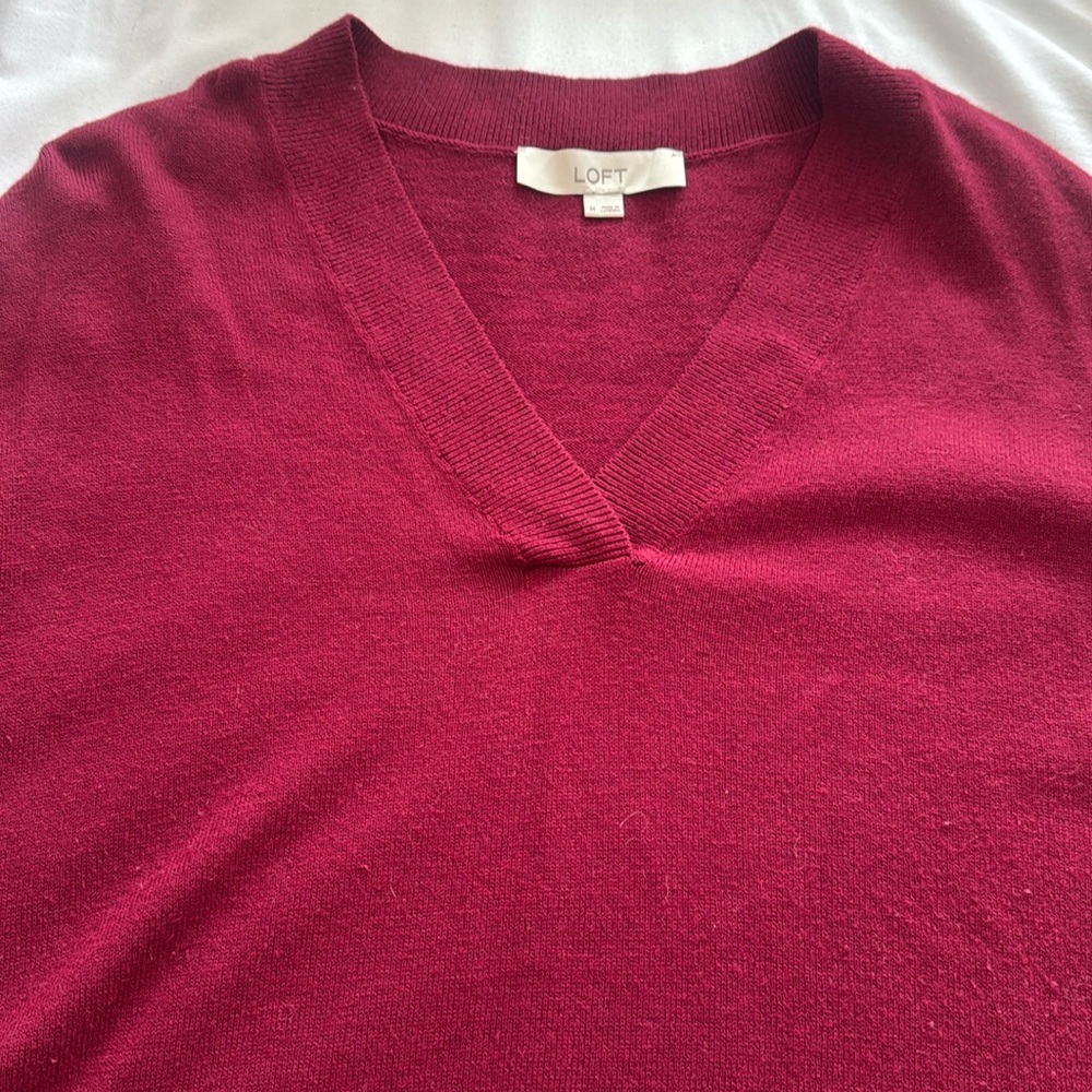 Loft V-neck sweater size M